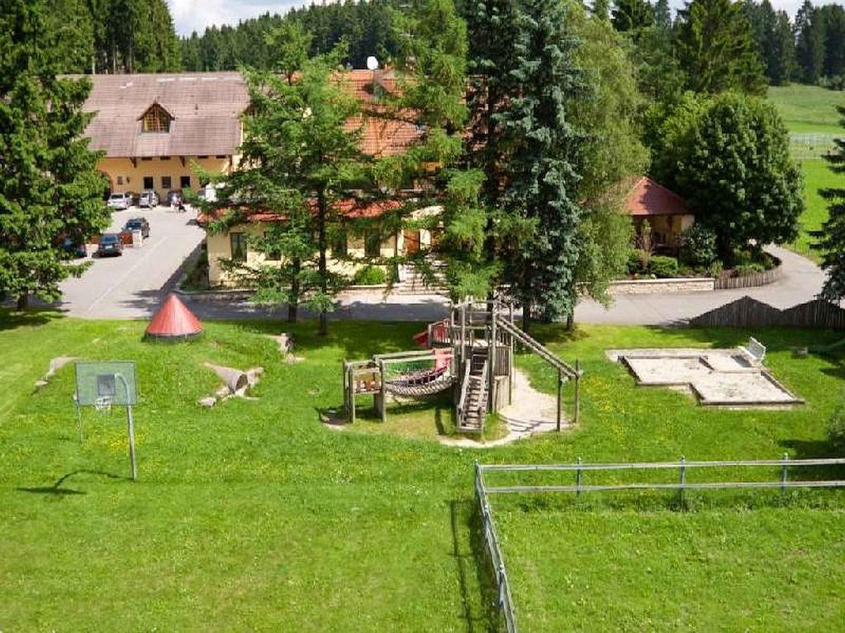 Hotel-Gasthof Zum Suessen Grund Albstadt Ngoại thất bức ảnh