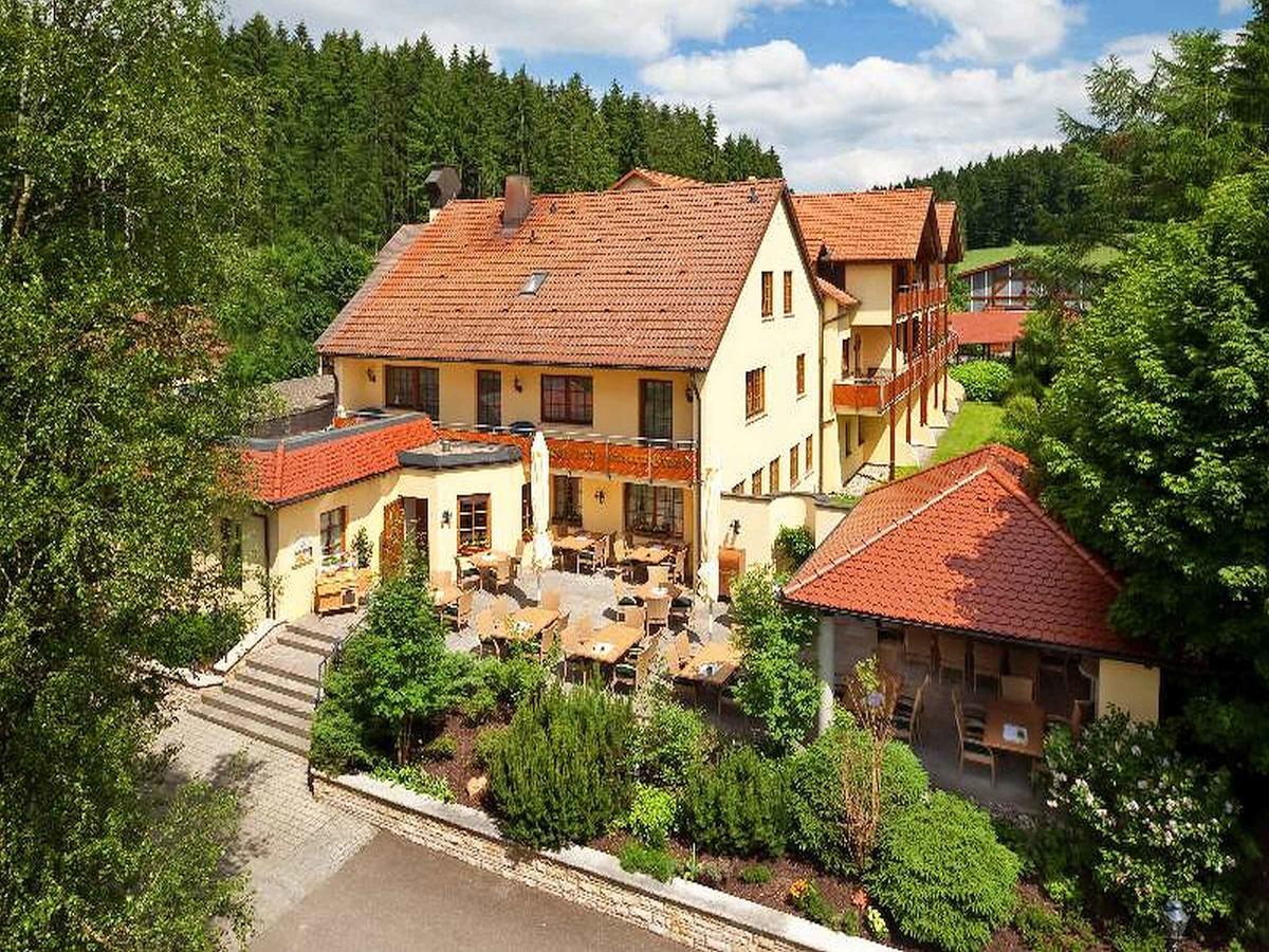 Hotel-Gasthof Zum Suessen Grund Albstadt Ngoại thất bức ảnh
