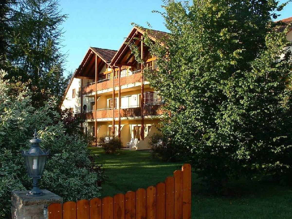 Hotel-Gasthof Zum Suessen Grund Albstadt Ngoại thất bức ảnh
